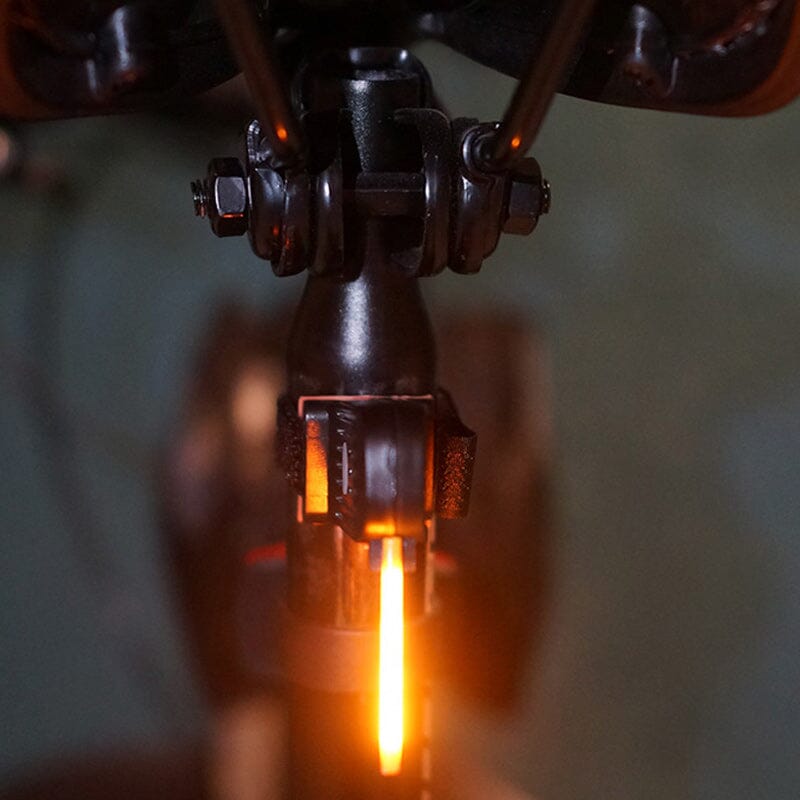 🎁🚲 Cadeau spécial ! Feu arrière LED pour vélo — Sécurité et visibilité accrues 🚴✨ Moitié prix aujourd'hui !